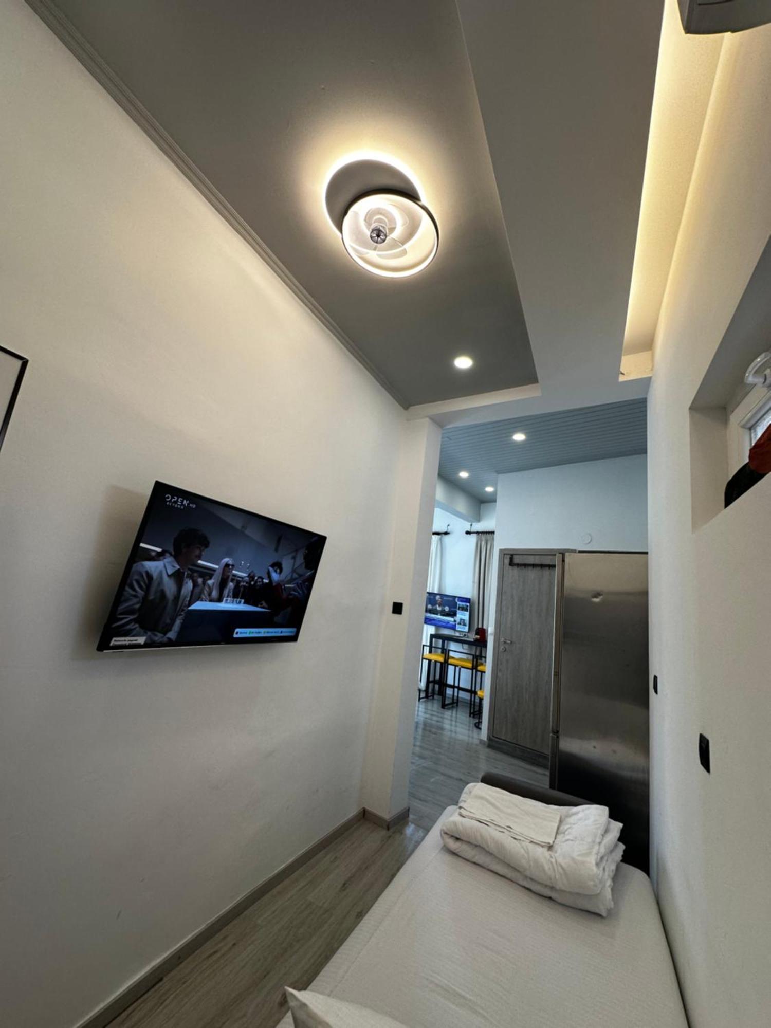 Travelers Luxury Suites, Studios & Apartments Korfu Dış mekan fotoğraf