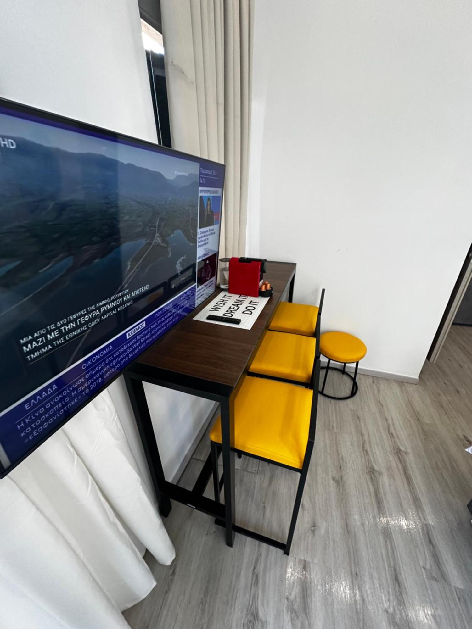 Travelers Luxury Suites, Studios & Apartments Korfu Dış mekan fotoğraf