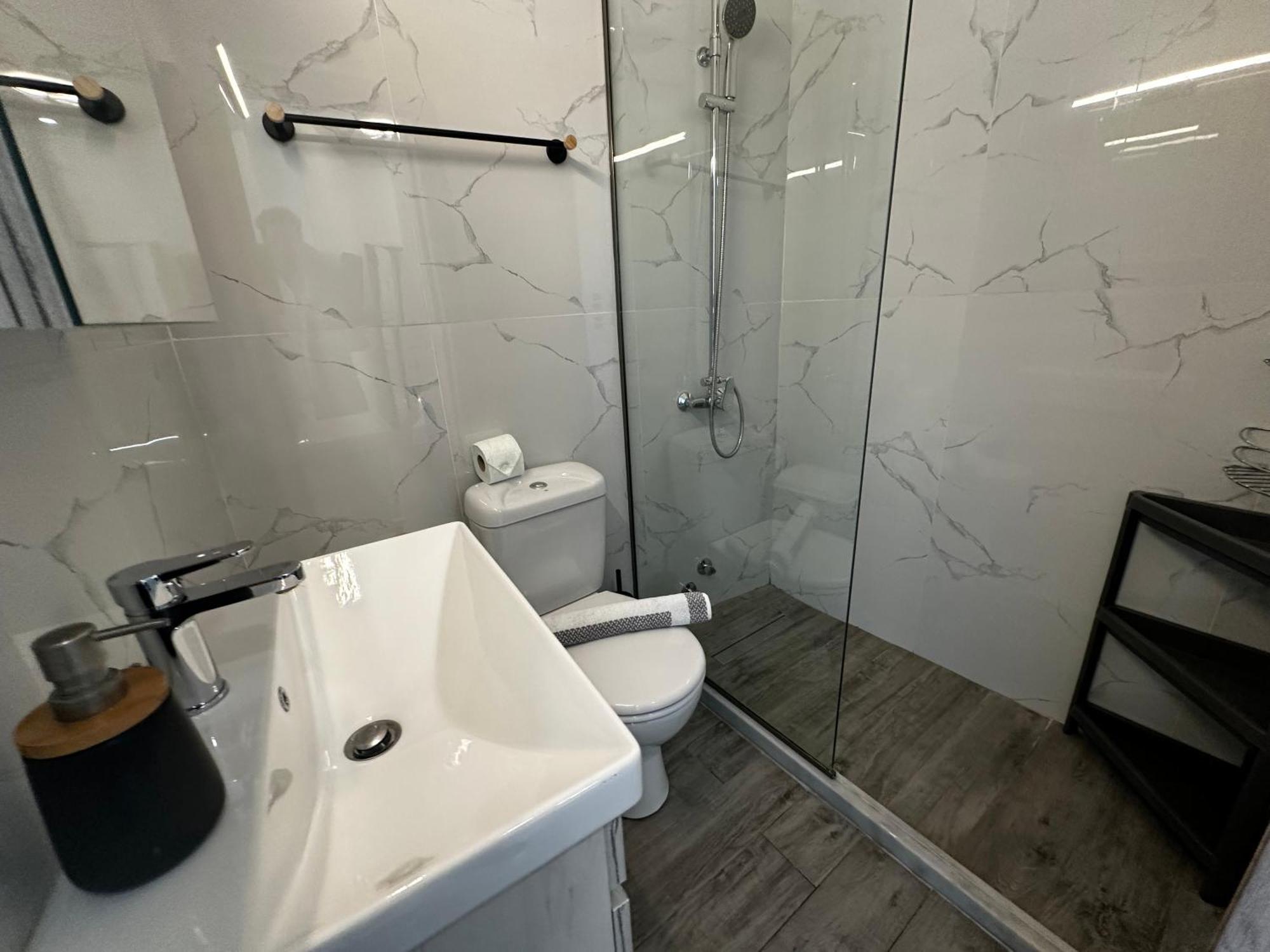 Travelers Luxury Suites, Studios & Apartments Korfu Dış mekan fotoğraf