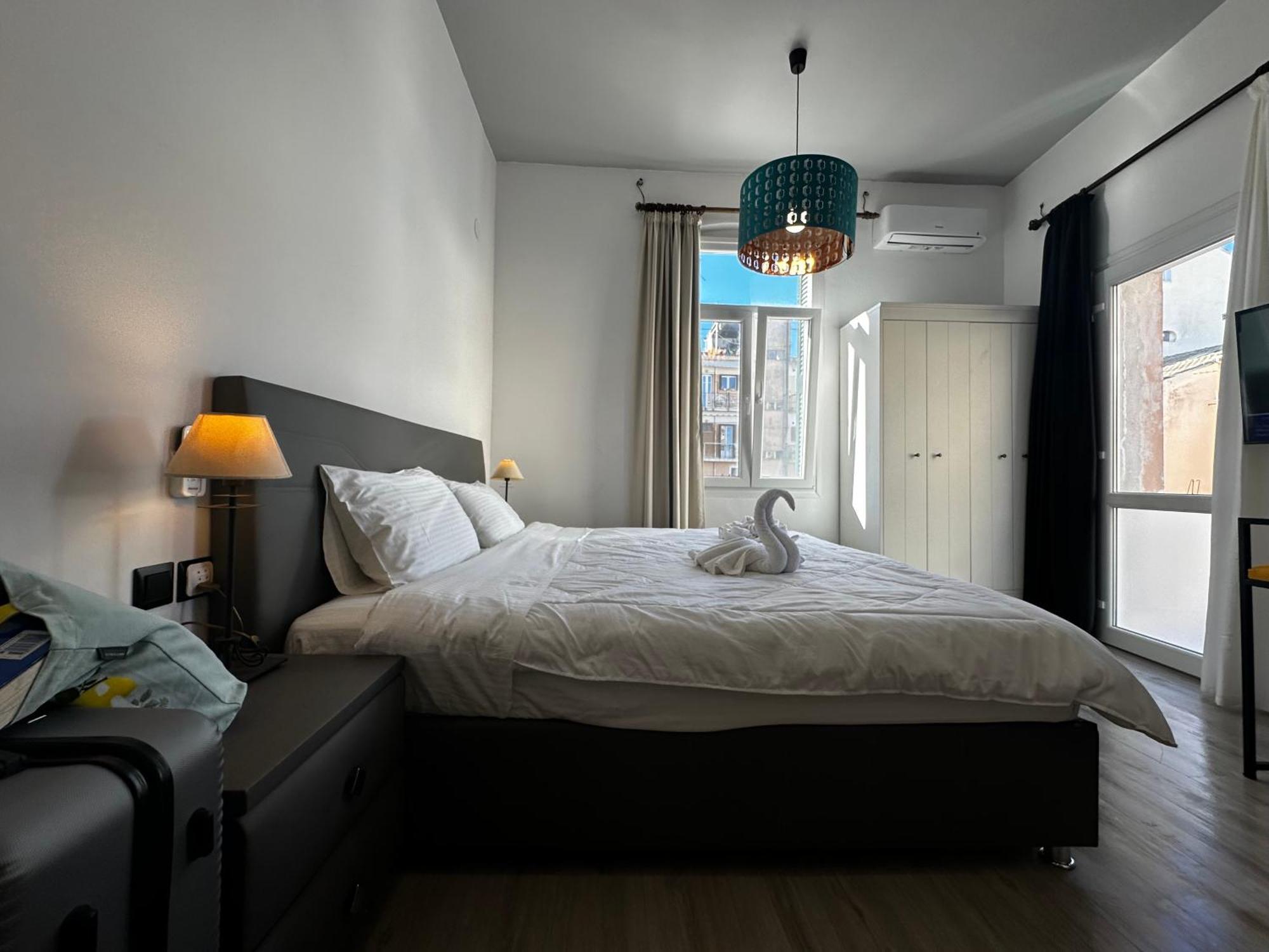 Travelers Luxury Suites, Studios & Apartments Korfu Dış mekan fotoğraf
