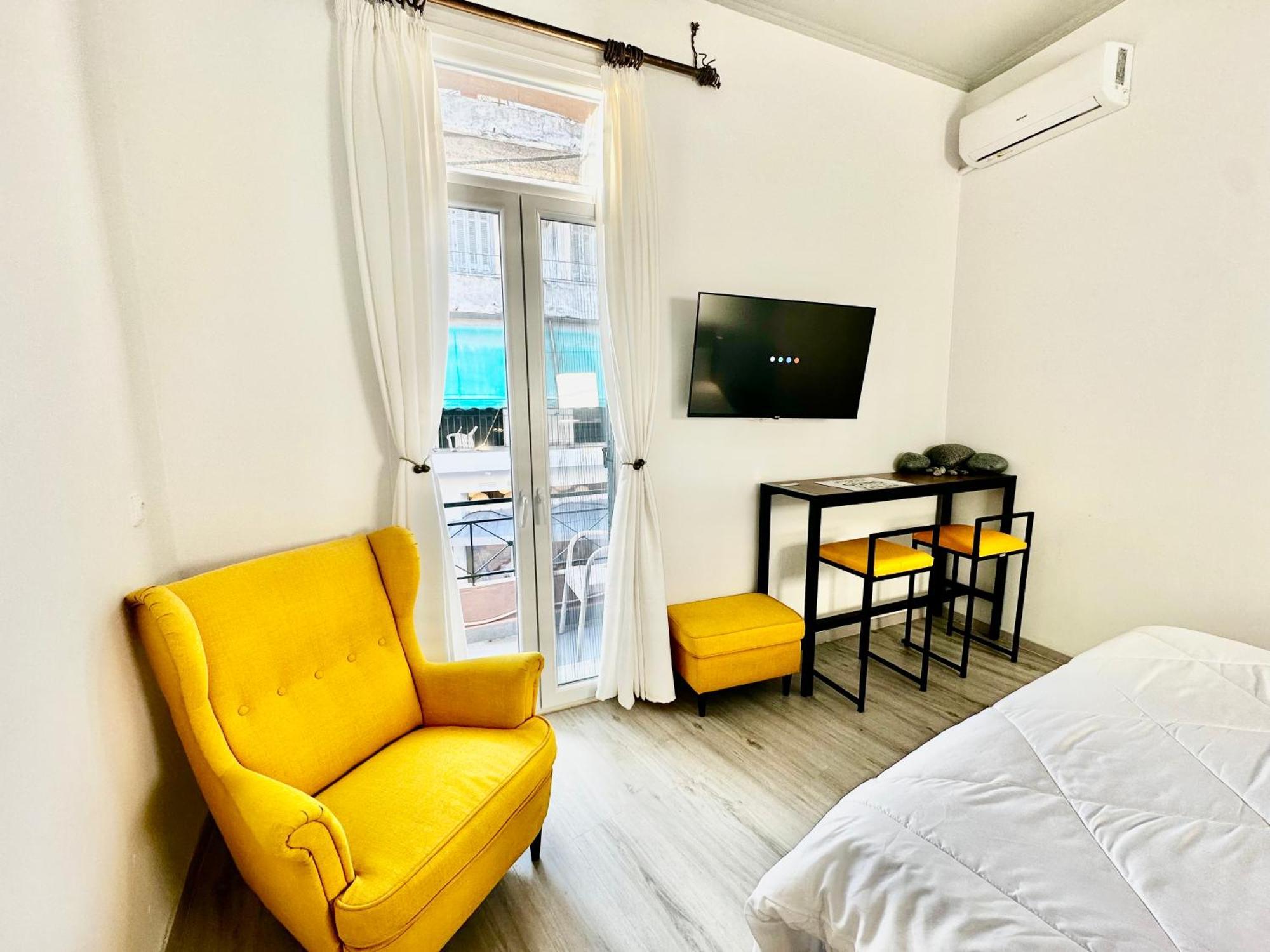 Travelers Luxury Suites, Studios & Apartments Korfu Dış mekan fotoğraf